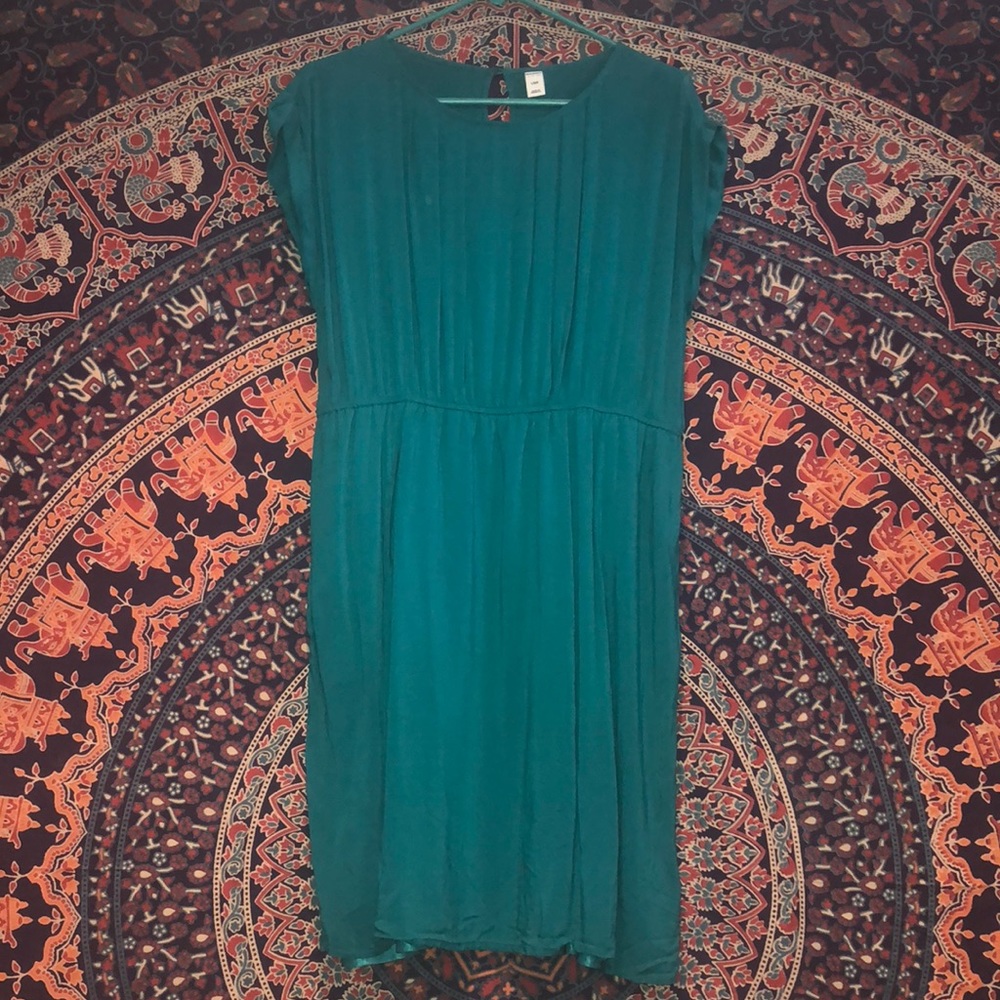 Short sleeve dress w/ pockets!